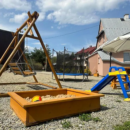 Nocowanie W Mlynie Lägenhet *